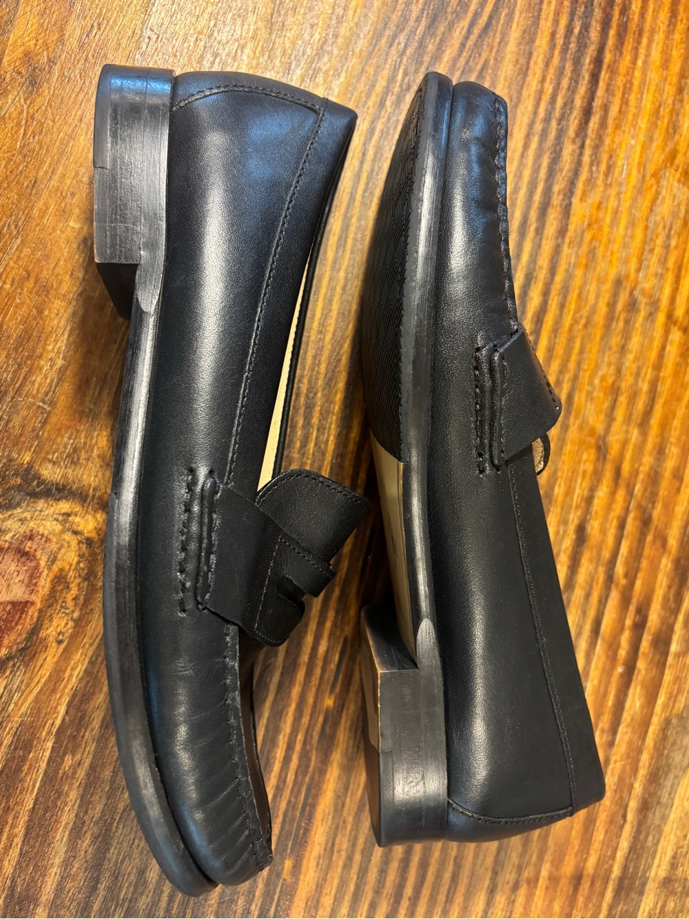 Cole Haan Women’s Black Leather Penny Loafers Size 6.5 B Classic Slip-On Comfort - Picture 3 of 10